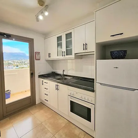 Esmeralda 2 Bedrooms 3 Pool & Parking *