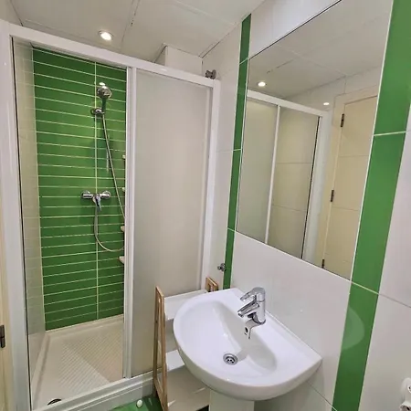 Esmeralda 2 Bedrooms 3 Pool & Parking *